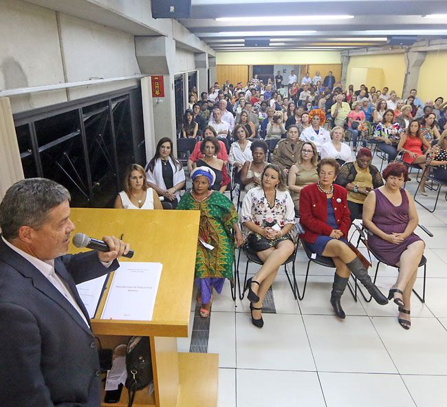 LEONARDO COSTA/30-03-15 5519e5d9f3af2