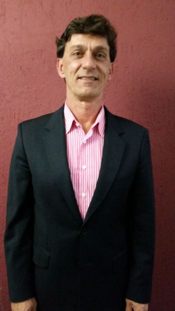Adilson Stolet é médico de BH e já atuou como subsecretário de Itamar