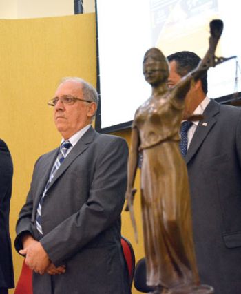 Ministro quer mudança sem perda de direitos 2 Juiz defende reforma (Marcelo Ribeiro\07-04-15)