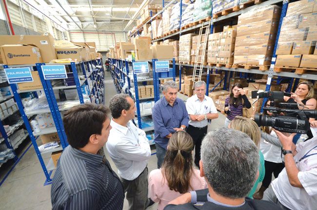 Comissão de Saúde realiza visita à Unihealth 2 Vereadores estiveram na sede da Unihealth para colher informações e documentos (OLAVO PRAZERES/29-04-15)