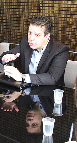 Walban Damasceno diz que linha de produção pode ser ampliada (Felipe Couri/01-04-15)