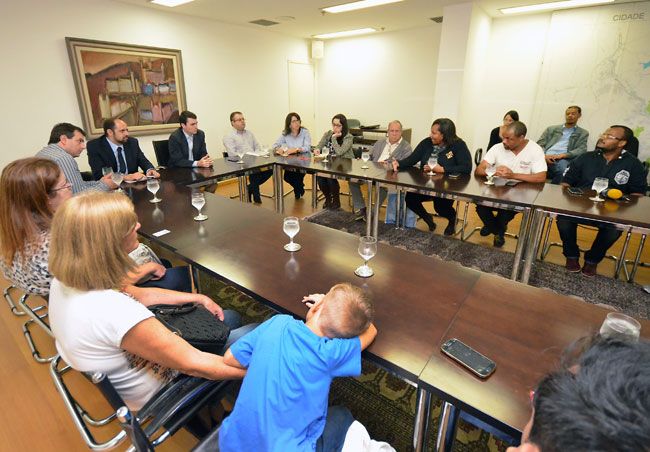 Professores definem hoje rumos da greve 2 Em entrevista, Administração destaca a criação de comissão para discutir calendário escolar (OLAVO PRAZERES/01-06-15)