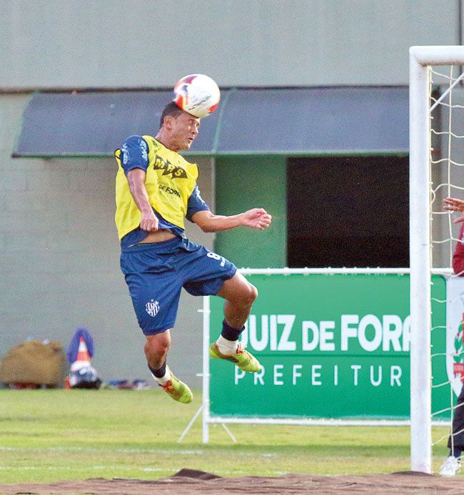 Bola aérea faz a diferença 2 Fabrício Soares fez de cabeça o gol do empate carijóLEONARDO COSTA
