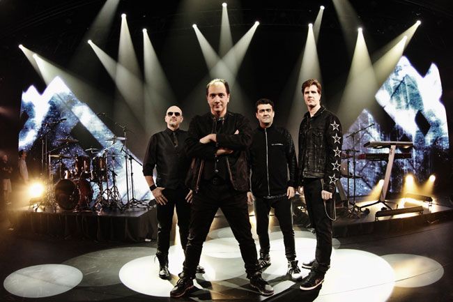 Para se livrar do tédio 2 'Vento ventania' e 'Zé Ninguém' são alguns dos hits do Biquini Cavadão