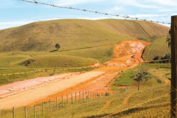 Conclusão depende de mais verbas 5 Em alguns segmentos, ainda não é possível circular por causa de rochas