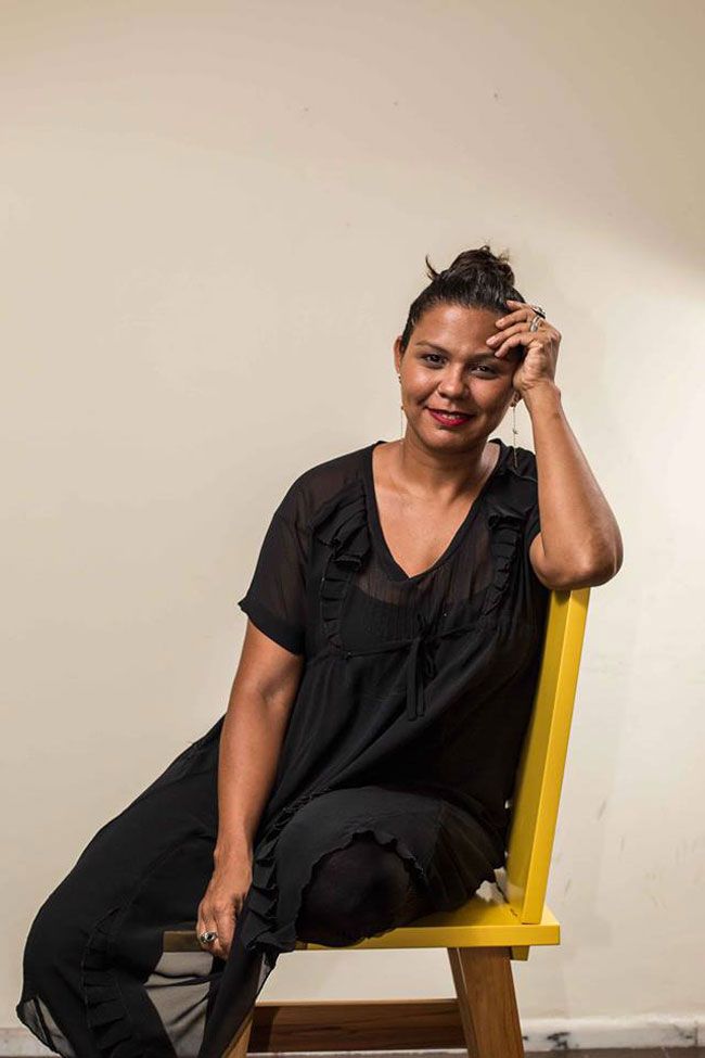 RONAN LOBO/DIVULGAÇÃO Fabiana Moraes está em turnê de lançamento do livro