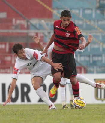 Cria da Gávea pinta no Carijó 2 Lorran brilhou pelo Flamengo na Copa São Paulo (Celio Messias/VIPCOMM)