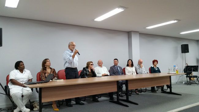 Homenagem no João Penido 2 Médico Jorge Nahas, que ficou preso em Linhares durante a ditadura, volta a JF como presidente da Fhemig (Daniela Arbex/30-07-15)