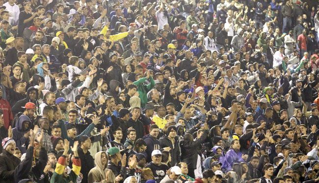 Também dói no bolso 2 Público da última quarta-feira foi recorde no ano para o Carijó (Leonardo Costa)
