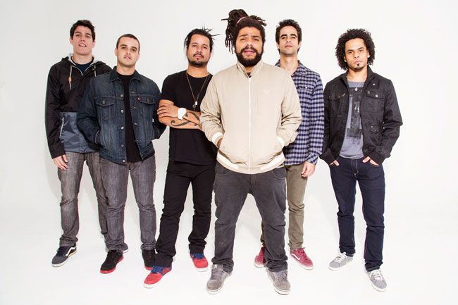 MARIA TOSCANO/DIVULGAÇÃO Grupo prepara repertório diferente para apresentação em Juiz de Fora; no sábado, banda já estará em Uberlândia
