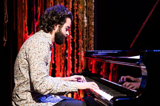 Rafa Castro fará show acompanhado por mais três músicos locais; artista participa pela primeira vez do festival
