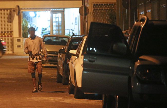 Também na Rua Dona Zely Lage, presença de flanelinhas é frequente