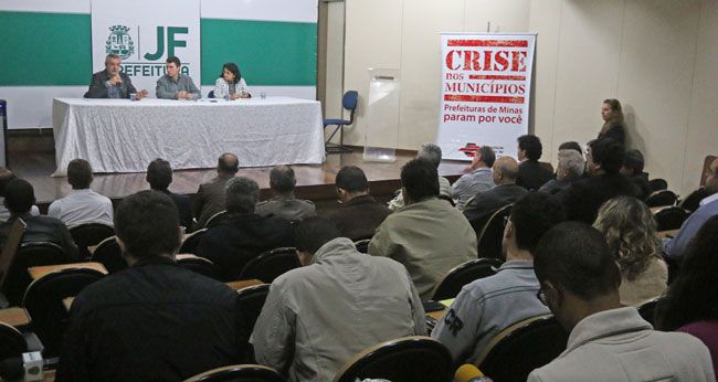 28 prefeitos participaram do encontro que resultou na elaboração de cartas para diversas autoridades (Leonardo Costa/11-09-15)