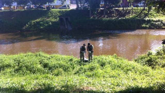 Corpo é encontrado no Paraibuna 2 corpo olavo