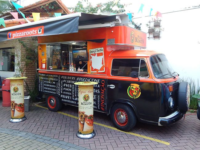 Pizza Roots é um dos carrinhos do evento, com cones de pizzas salgadas e doces 
