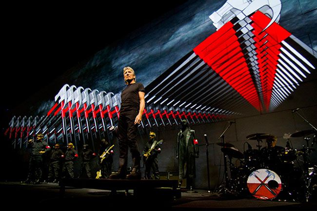 Em nome do pai 2 Roger Waters em uma das cenas do show