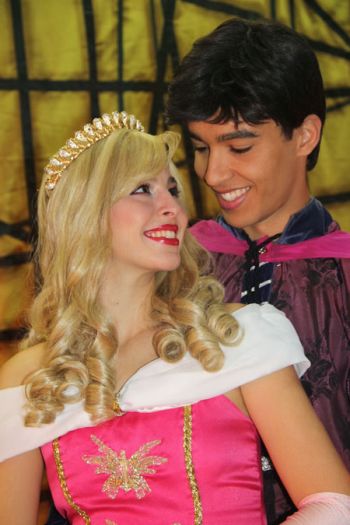 O feriado é dos pequenos 5 'A Bela Adormecida', domingo, às 16h, no Teatro Solar