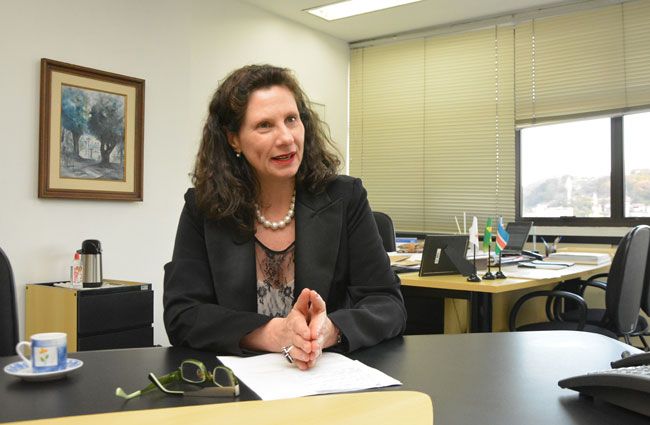 Elizabeth Jucá: