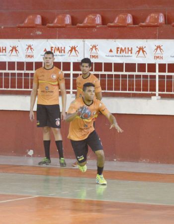 ADJF encara o Itajaí em Santa Catarina 2 Matheus pode entrar jogando (Marcelo Ribeiro)