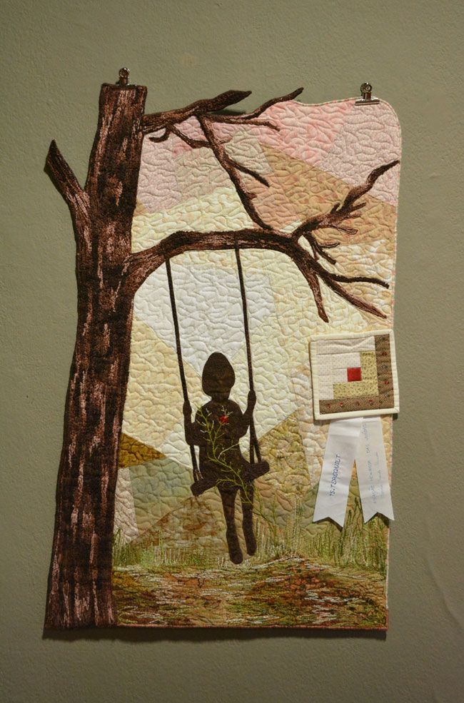 FOTOS MARCELO RIBEIRO Mostra exibe trabalhos de artistas juiz-foranas e de outras cidades brasileiras