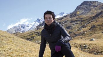 Juliette Binoche interpreta atriz frustrada em nova incursão no cinema (Divulgação)