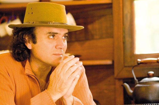 Esse mundo é tão perfeitim 3 Um dos mais conhecidos nomes da música de raiz, Almir Sater retorna a Juiz de Fora