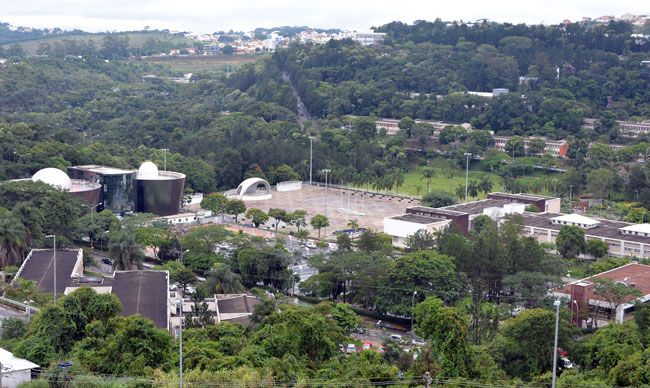 Campus da UFJF foi palco, este ano, de greve de professores, servidores e protesto de alunos ( MARCELO RIBEIRO/08-12-15)