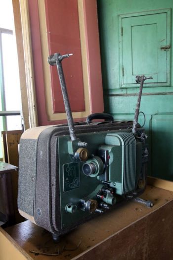 FERNANDOP PRIAMO Projetor usado para o Centro de Estudos Cinematográficos