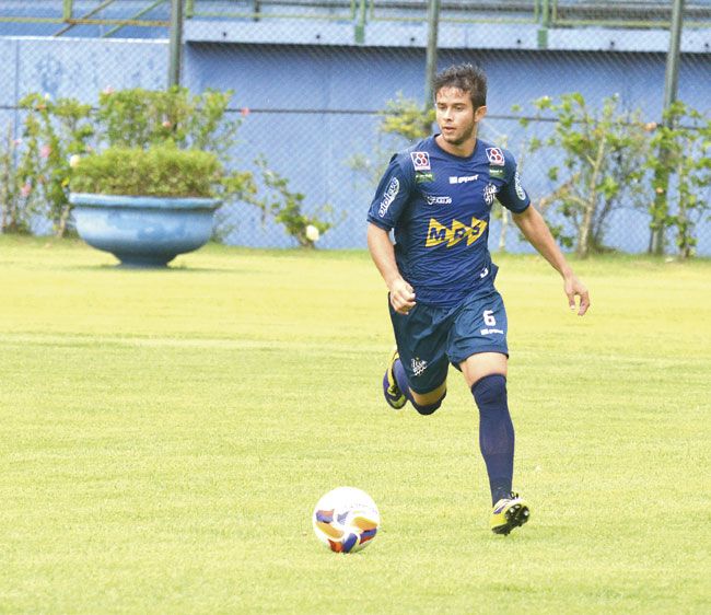 Mais três para a conta 2 Thiaguinho espera melhores chances em 2016 (MARCELO RIBEIRO)