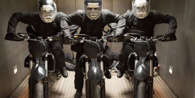 As máscaras dos ex-presidentes americanos é uma das citações do novo 'Caçadores de emoção' ao filme original, de 1991 (Divulgação)