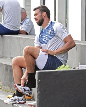 Atleta de 32 anos participou de trabalhos físicos em Santa Terezinha (Leonardo Costa/05-01-16)