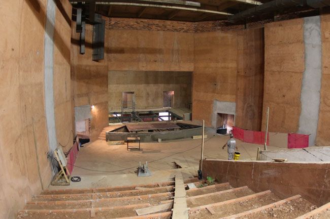 Em obra, Teatro Paschoal Carlos Magno está previsto para ser entregue este ano