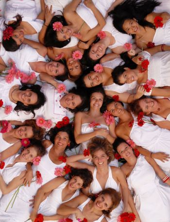 DIVULGAÇÃO Grupo canta clássicos em ritmo de samba, que vão de