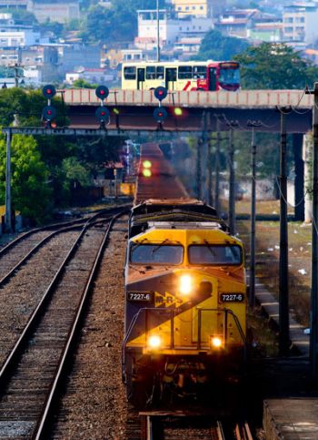 Na contramão da crise, ferrovia deve apresentar crescimento no transporte de cargas em 2015 (Fernando Priamo)