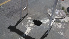Leitores denunciam buracos em vias 2 buraco bairro de lourdes