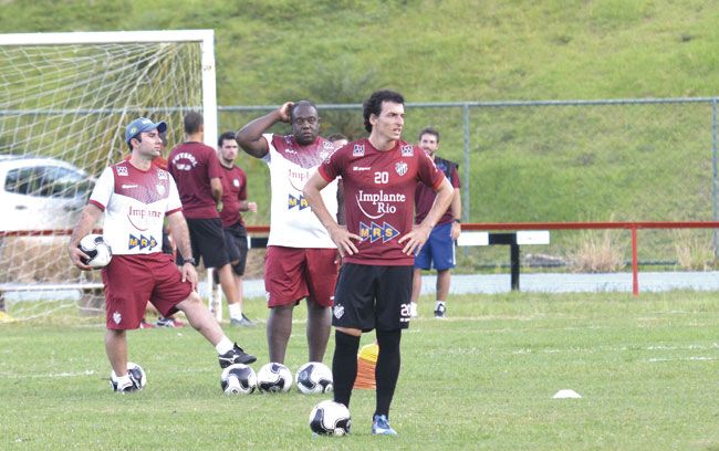 Galo é o fiel da balança 2 Formado no Atlético-MG, Sidimar se prepara para enfrentar antigos companheiros (MARCELO RIBEIRO/16-03-16)