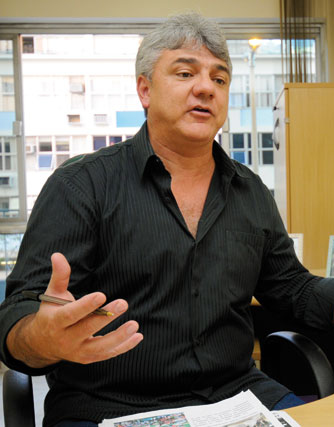 Há uma necessidade de reposição imediata e é por  ela que lutamos  Wagner França, do Sindicato dos Empregados no Comércio