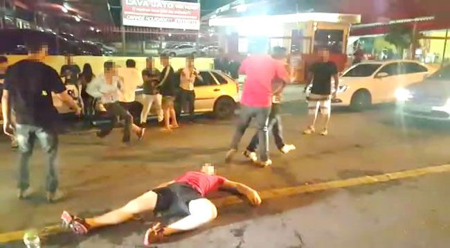 Brigas e tiros no Alto dos Passos 2 Na madrugada de domingo, briga assustou frequentadores da Rua Dom Viçoso. Um dos envolvidos ficou desacordado após ser agredido