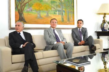 Encontro entre Temer, Renan e Aécio ocorreu na residência oficial do Senado e durou cerca de 20 minutos (Antônio Cruz/Agência Brasil)