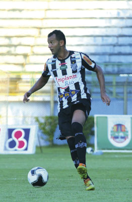 Fabrício Soares tem contrato até o fim do mês e espera proposta (Felipe Couri/tupifc.esp.br)
