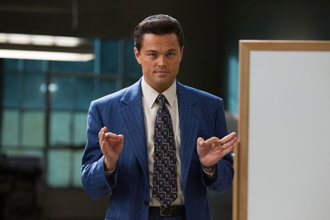 O Lobo de Wall Street Ambição, drogas, prostitutas e muita grana - não necessariamente nessa ordem - vão fazer parte da vida do personagem de Leonardo DiCaprio