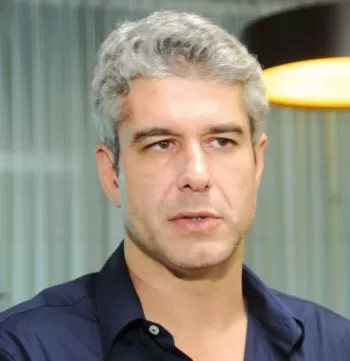 Após ataque, Gustavo desarmou o invasor e atirou contra ele