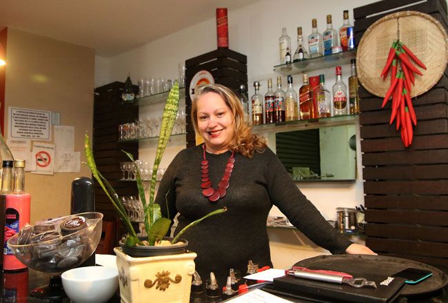 Lugar de mulher (também) é no BOTEQUIM! 2 No Sabor do Vale, Bianca assume o balcão, e a cozinha é do marido