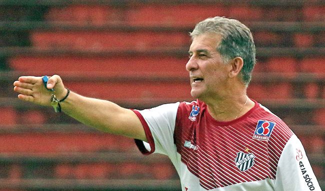 Pela história na Colina 3 Ricardo Drubscky quer o time do Tupi concentrado para buscar a vitóriaLEONARDO COSTA