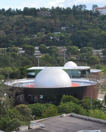 Teleférico e planetário sem definição 3 Obra do Planetário foi concluída em maio, mas é preciso atualizar software de equipamentos adquiridos e pintar cúpula interna (Marcelo Ribeir0/31-05-16)