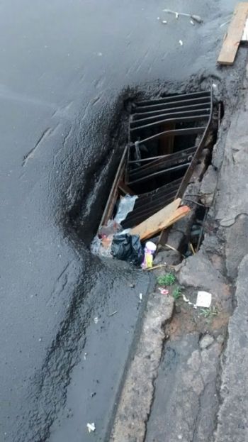 Equipamento precisa de manutenção na Rua Abílio Gomes (Pablo Cardoso Soares)