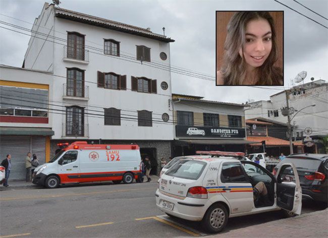 Três mulheres assassinadas 5 No Alto dos Passos, descoberta de outras duas mulheres mortas, entre elas uma estudante de medicina de 19 anos (no detalhe), confirmou parentesco de vítimas (Marcelo Ribeiro/30-06-16)