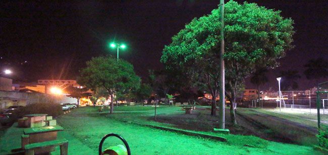 Prefeitura garante que área verde será mantida nos canteiros da Praça Senador Teotônio Vilela (Leonardo Costa/12-07-16)