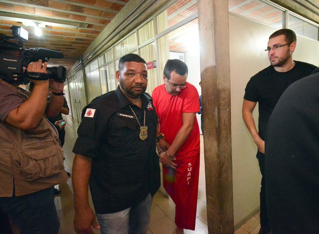 Homem confessa mortes da mãe, da tia e da sobrinha 3 Rodrigo foi apresentado ontem e, depois, voltou ao Ceresp (olavo prazeres/01-07-16)