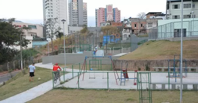 A nova praça do Bairro Dom Bosco se esconde em rua sem saída